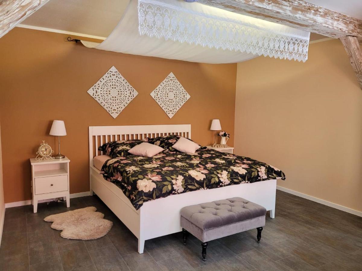 Sternadelshof Appartement Grabe Buitenkant foto